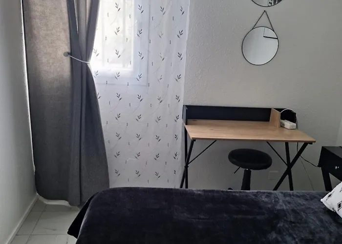 Дом отдыха Charmante Maison Independante Confort Dans Calme Proche Et Etang Ле Баркарес
